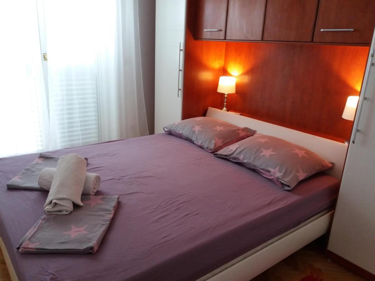 Apartmani Lana Brodarica  Exteriör bild