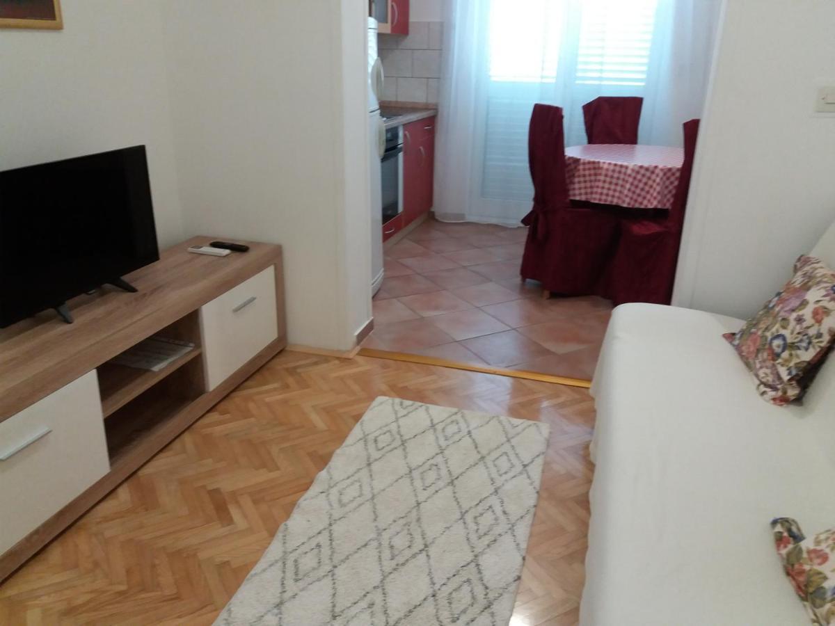 Apartmani Lana Brodarica  Exteriör bild