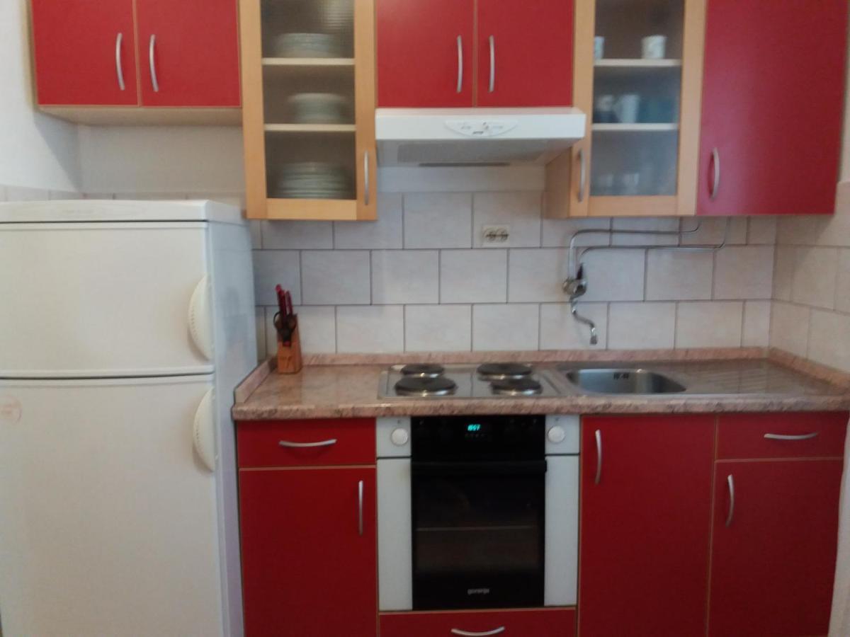 Apartmani Lana Brodarica  Exteriör bild