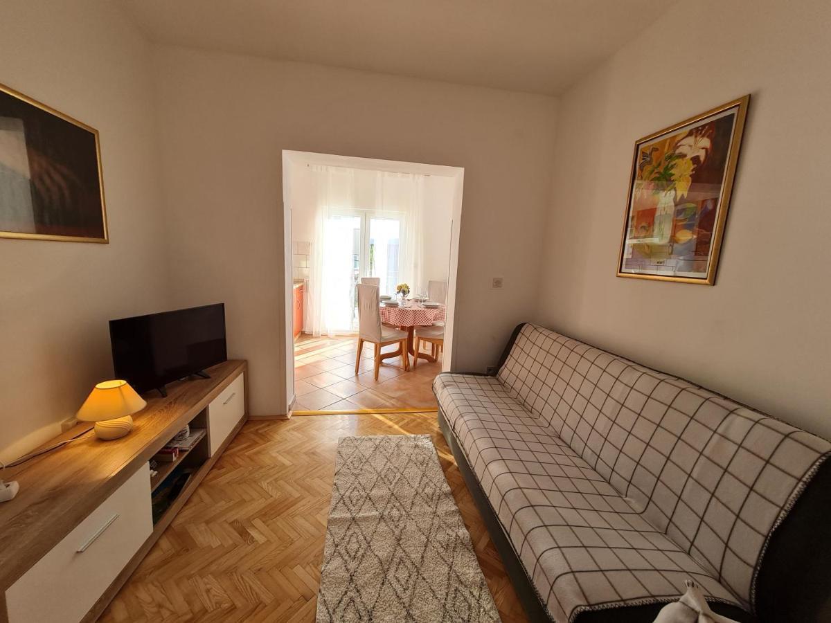 Apartmani Lana Brodarica  Exteriör bild