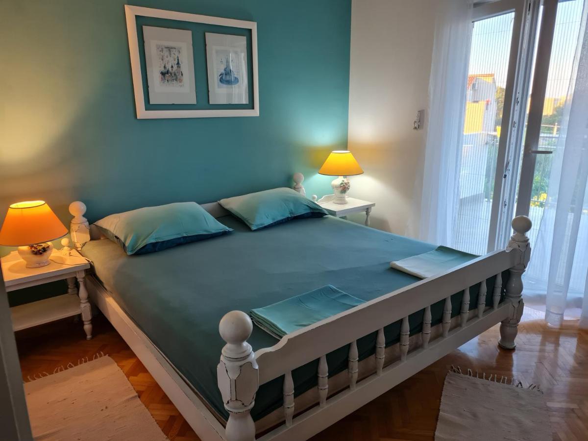 Apartmani Lana Brodarica  Exteriör bild