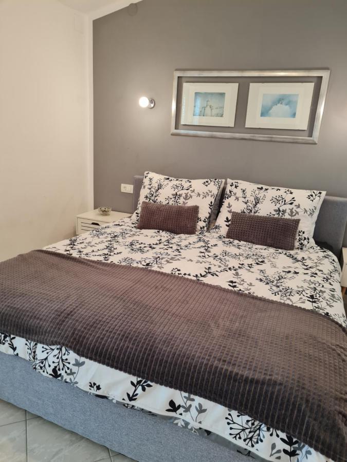 Apartmani Lana Brodarica  Exteriör bild